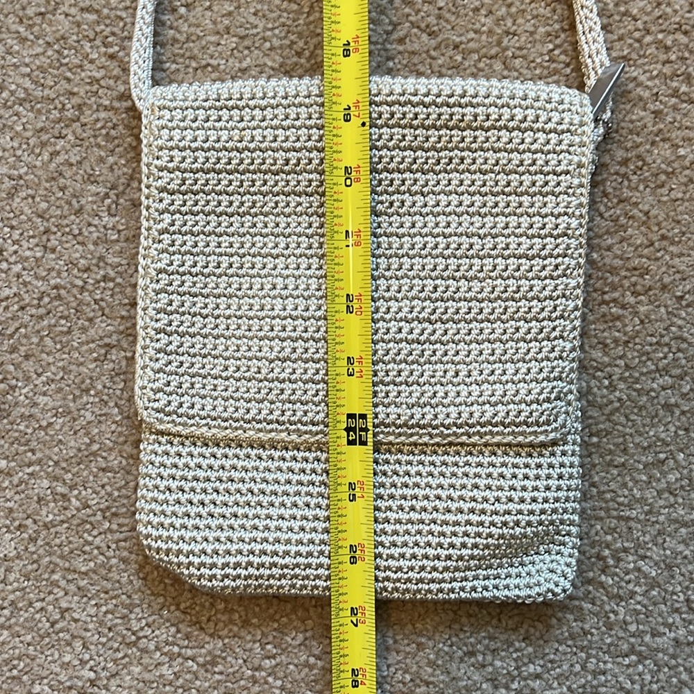 Beige The Sak crossbody bag in excellent condition. Zipper inner pocket. - Picture 6 of 6